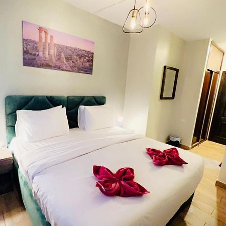 Sandra Hotel Амман Экстерьер фото
